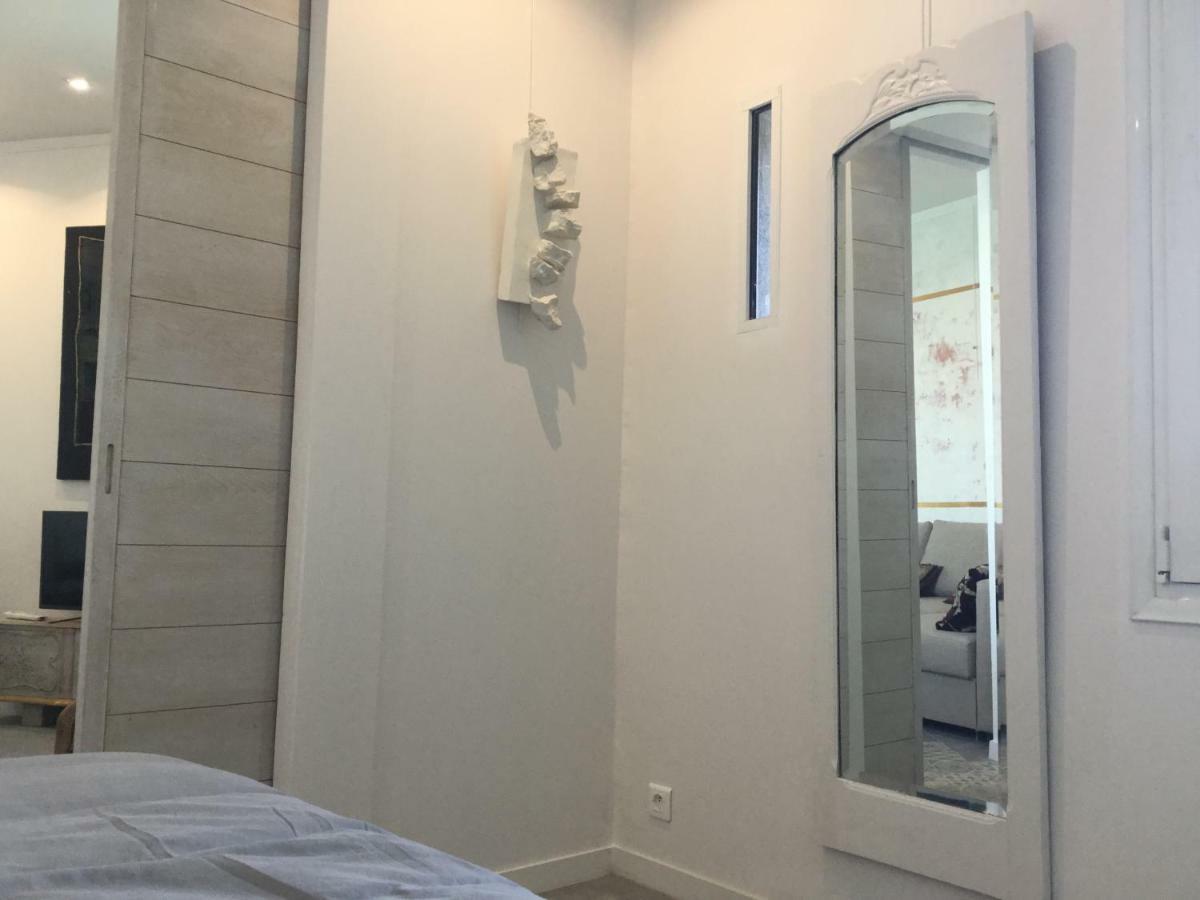 Cabanon Marseillais 45 m2 sur l'eau à Malmousque Marselha Exterior foto